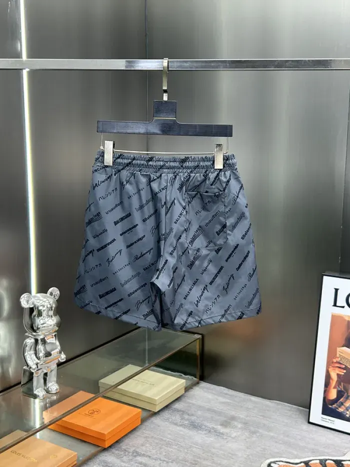 Balenciaga, alternate view