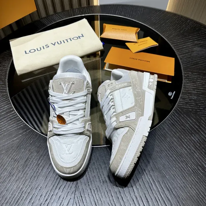 Louis Vuitton Sneaker