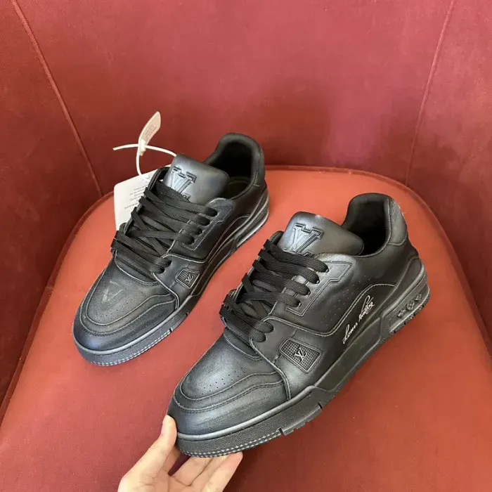Louis Vuitton Sneaker