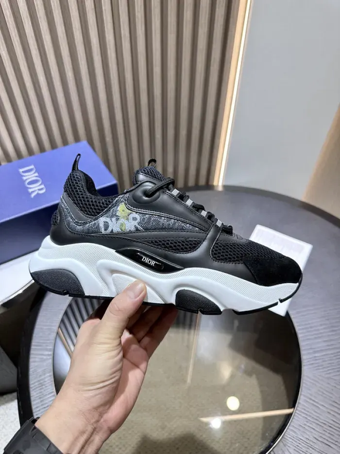 Dior Sneaker