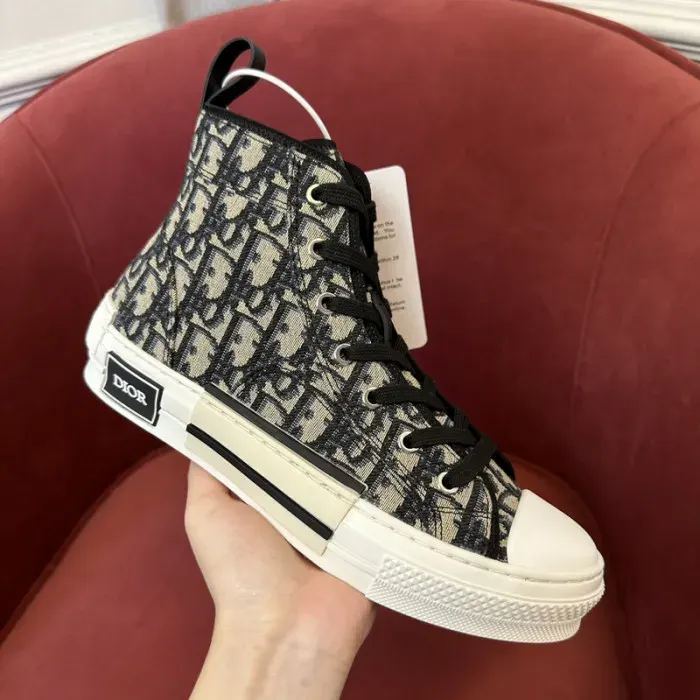 Dior Sneaker, alternate view