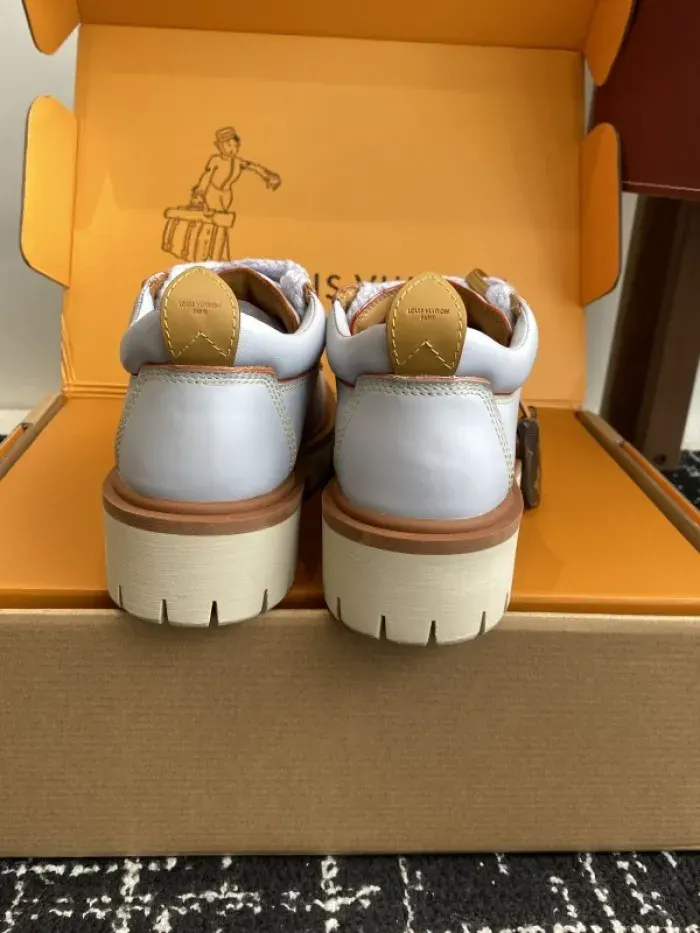 Louis Vuitton Sneaker, alternate view