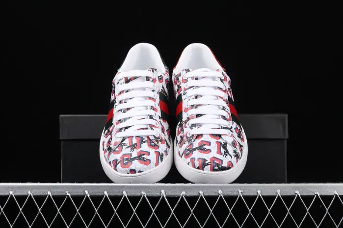 Gui Sneaker, alternate view