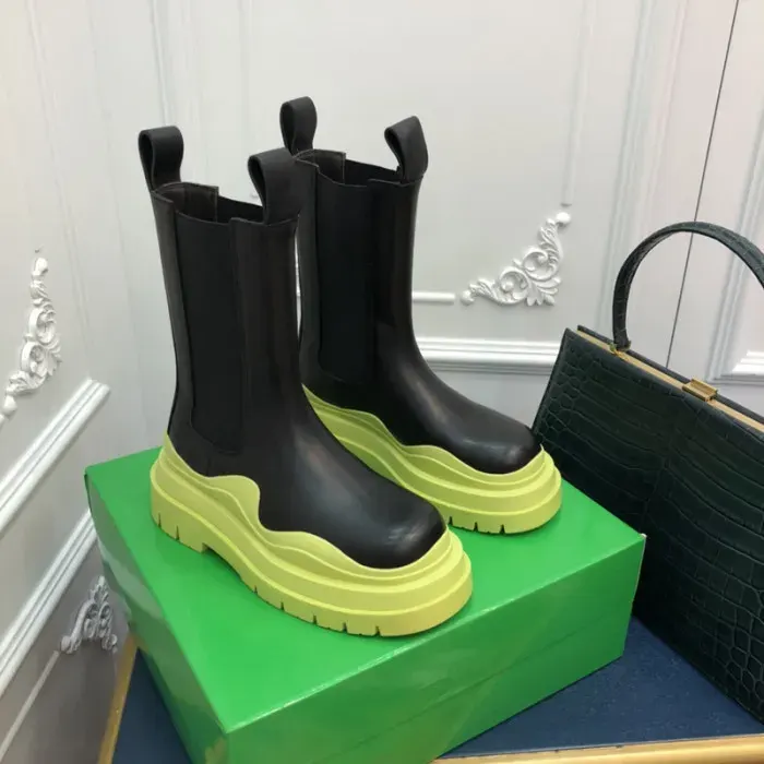 Bv Boots, alternate view