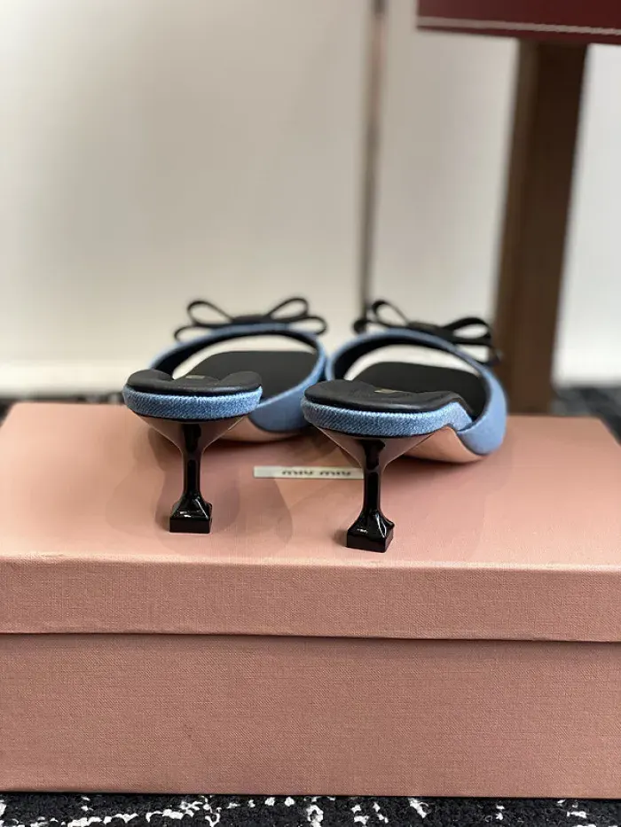M1U Sandal, alternate view