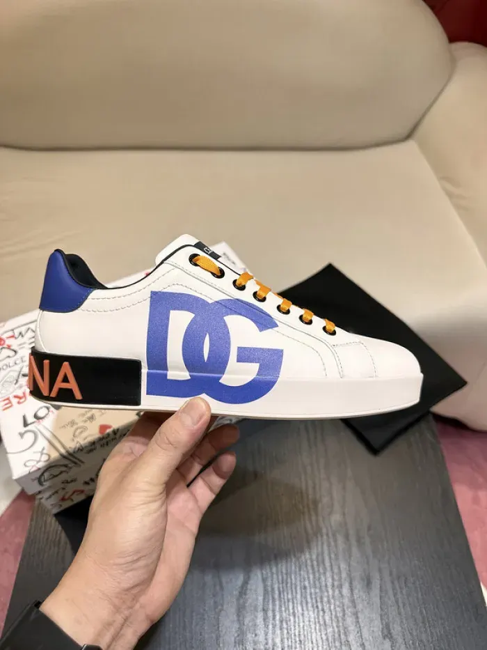 D&G Sneaker, alternate view