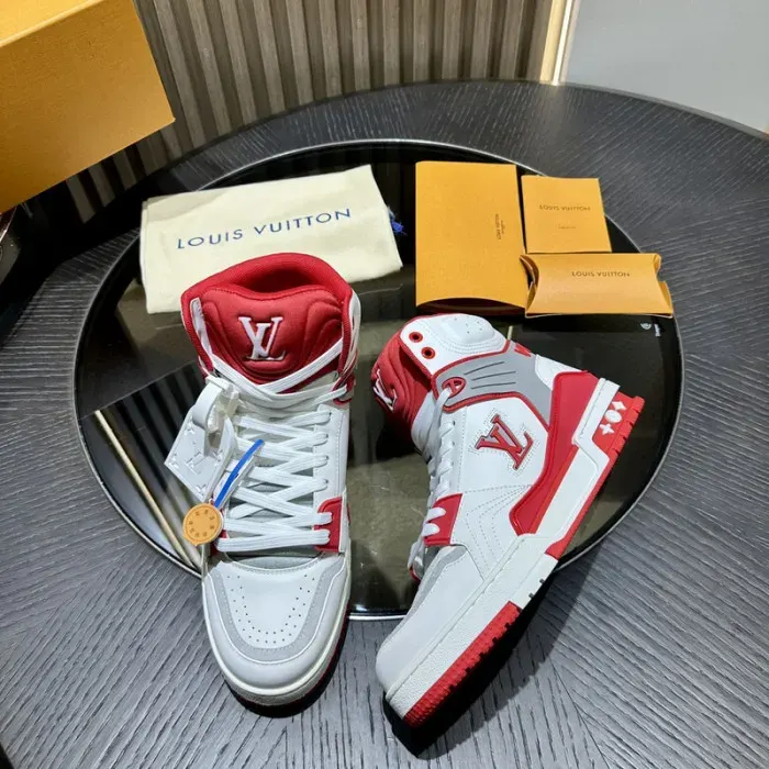 Louis Vuitton Sneaker