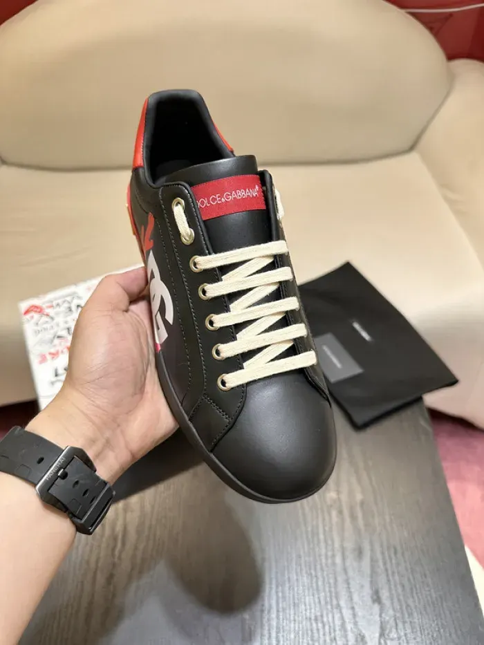 D&G Sneaker, alternate view