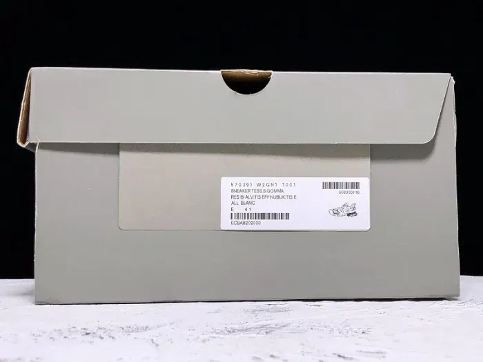 Balenciaga Sneaker, alternate view