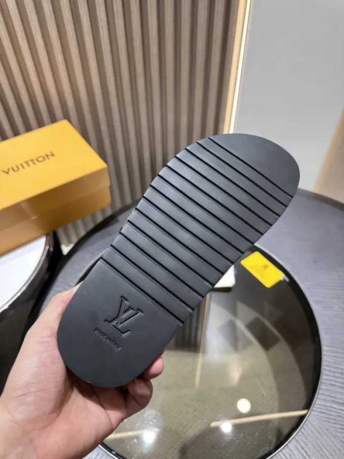 Louis Vuitton Sandal, alternate view