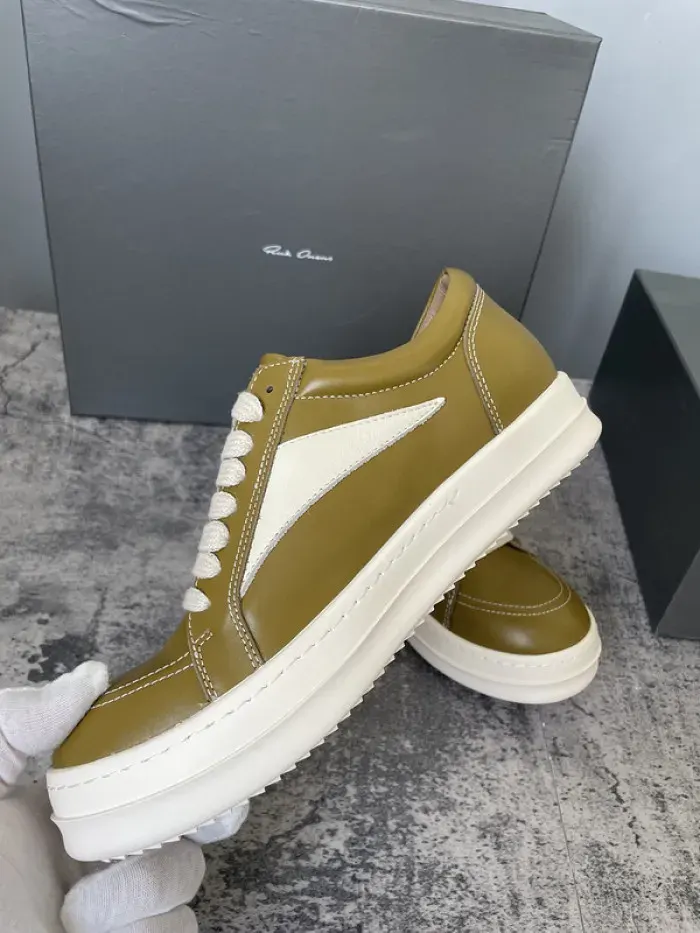 Rick Owens, alternate view