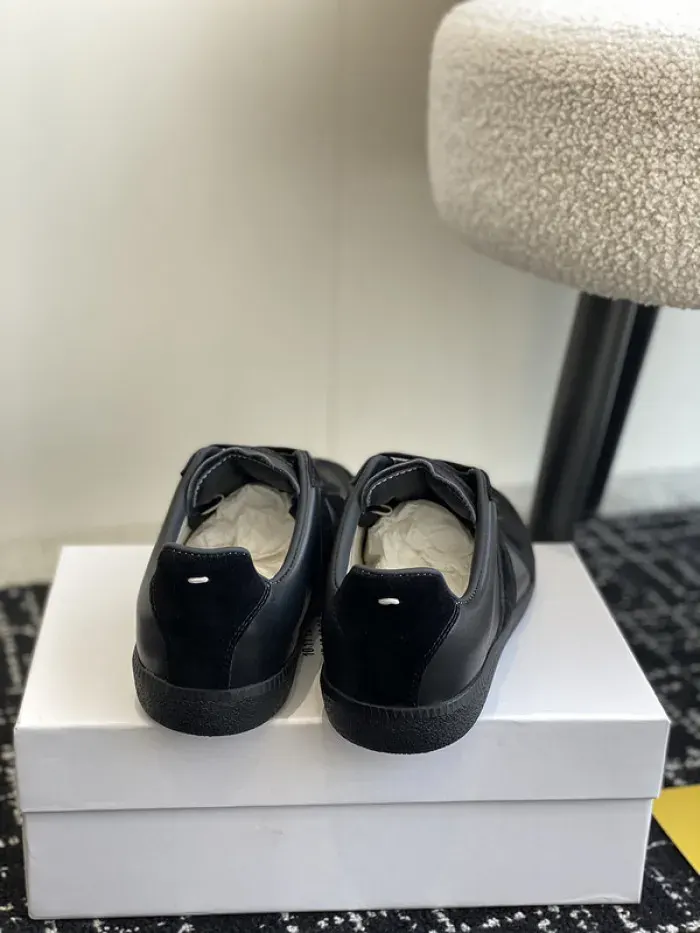 Maison Margiela Sneaker, alternate view