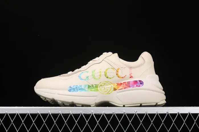 Gui Sneaker