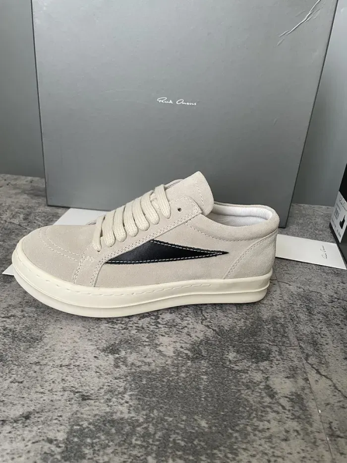 Rick Owens, alternate view