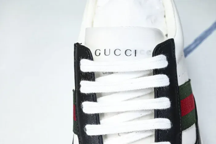 Gui Sneaker, alternate view