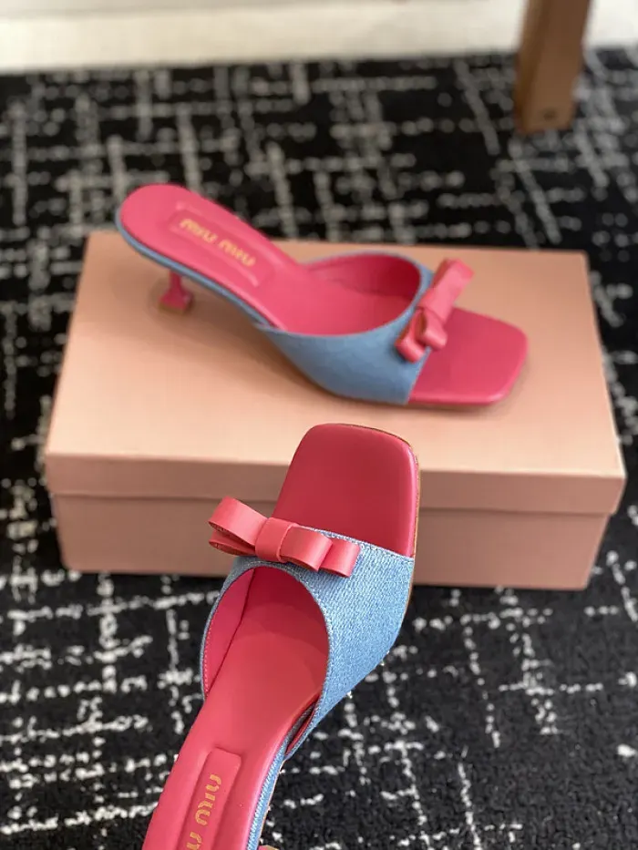 M1U Sandal, alternate view