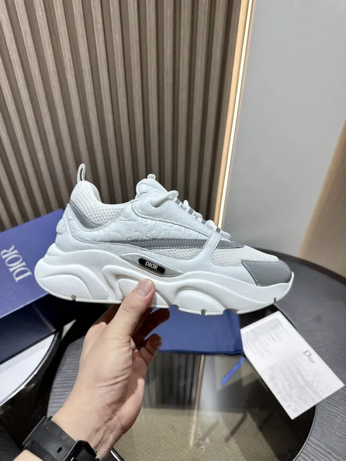 Dior Sneaker