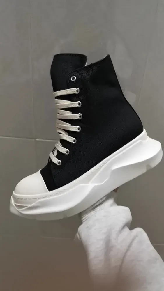Rick Owens, alternate view