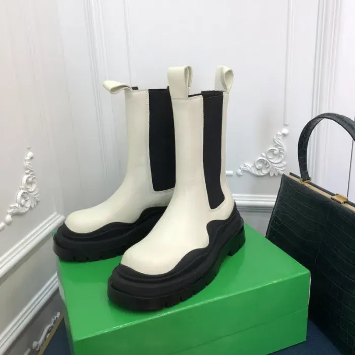 Bv Boots, alternate view