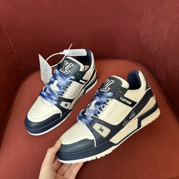 Louis Vuitton Sneaker