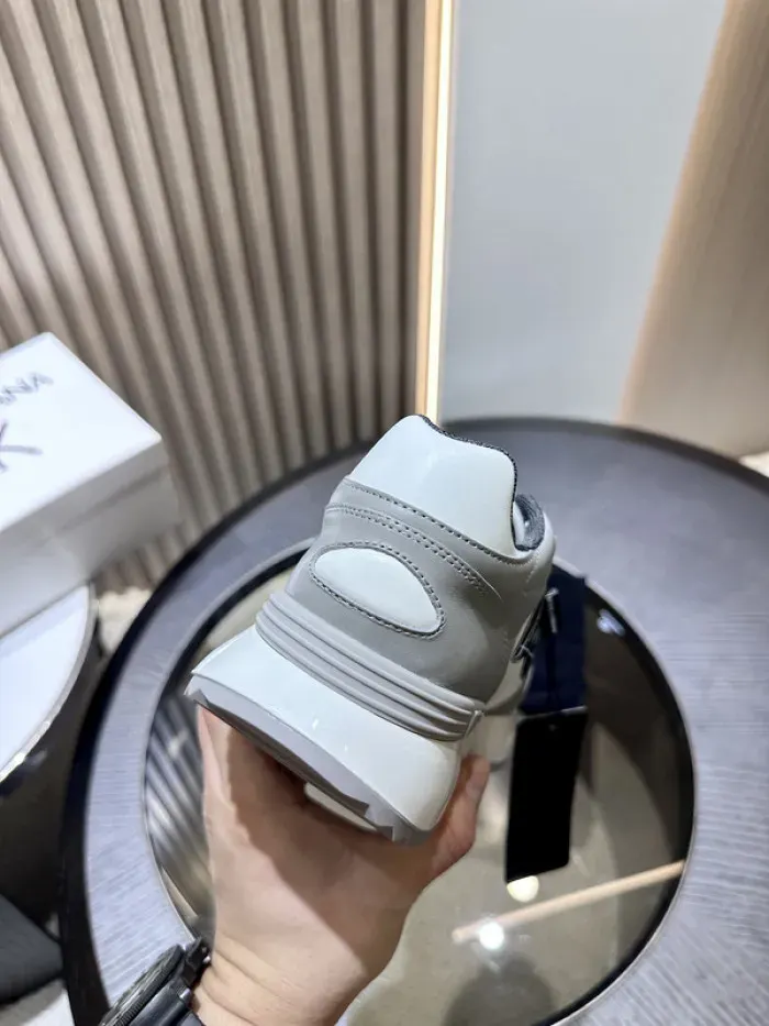 D&G Sneaker, alternate view