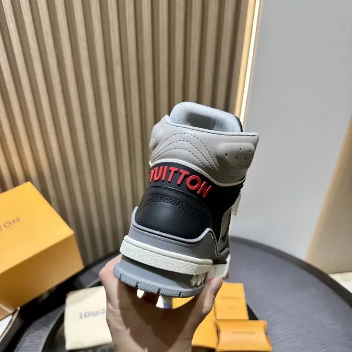 Louis Vuitton Sneaker, alternate view