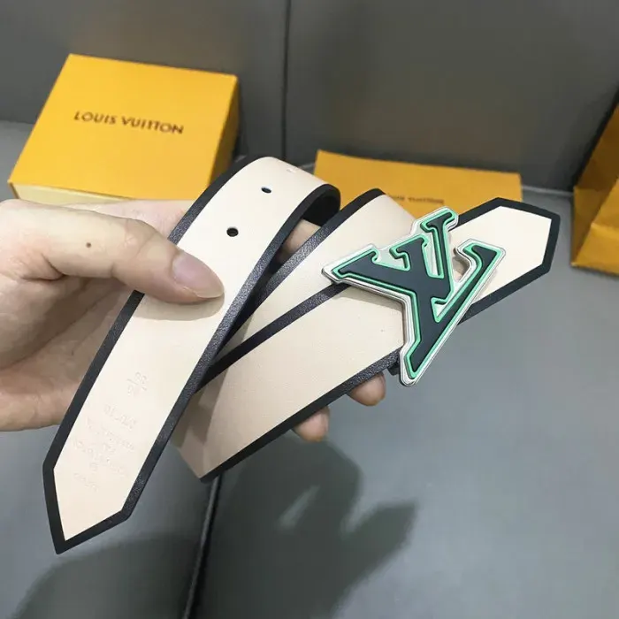 Louis Vuitton Belt Width 3.5Cm, alternate view