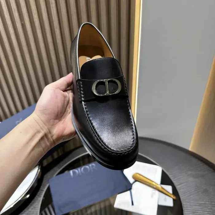 Dior Sneaker, alternate view