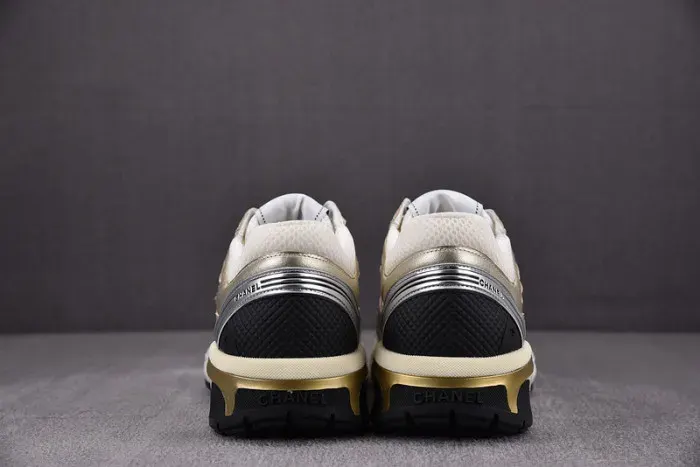 Cn Sneaker, alternate view