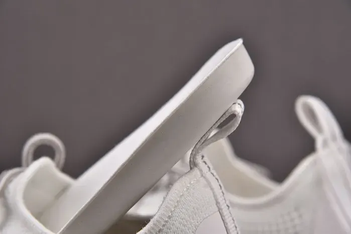 Gui Sneaker, alternate view