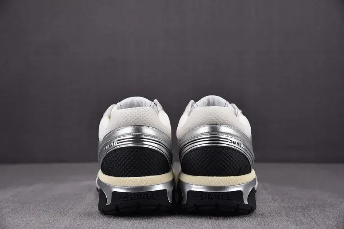 Cn Sneaker, alternate view