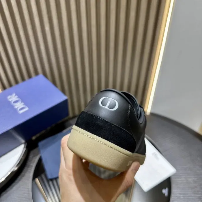 Dior Sneaker, alternate view