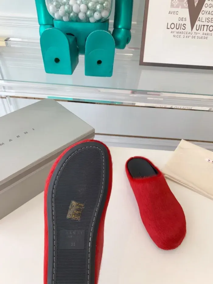 Marni Sandal, alternate view
