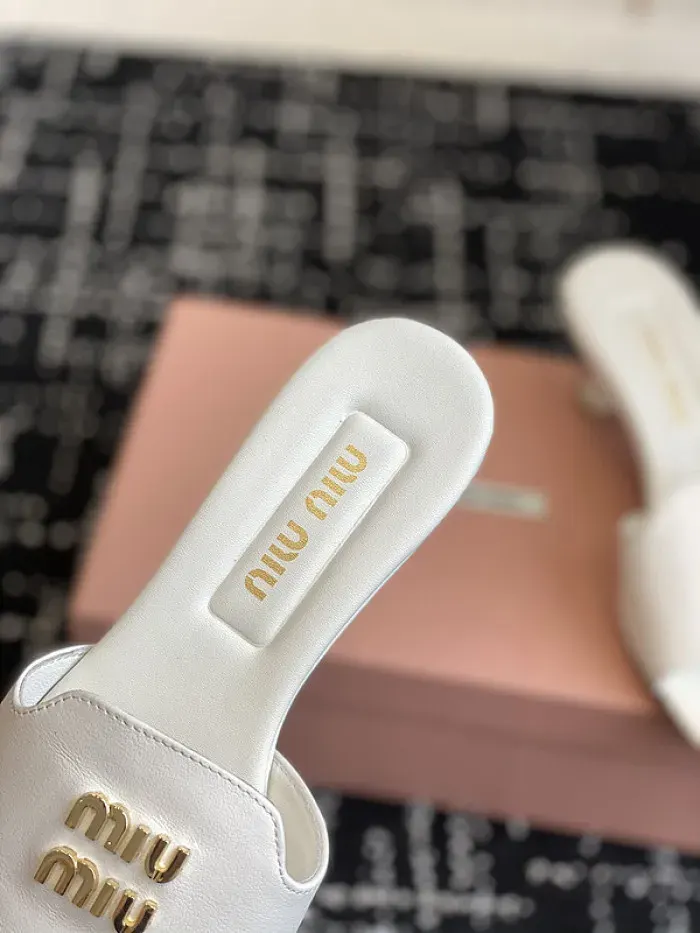 M1U Sandal, alternate view