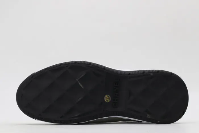 Cn Sneaker, alternate view