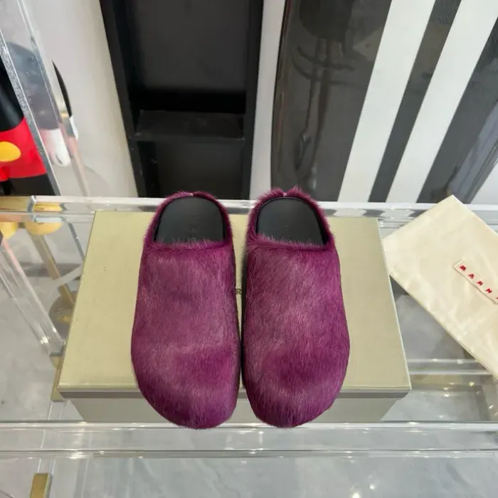 Marni Sandal, alternate view