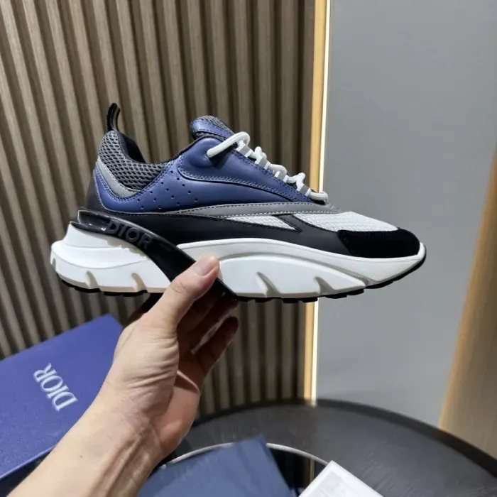 Dior Sneaker