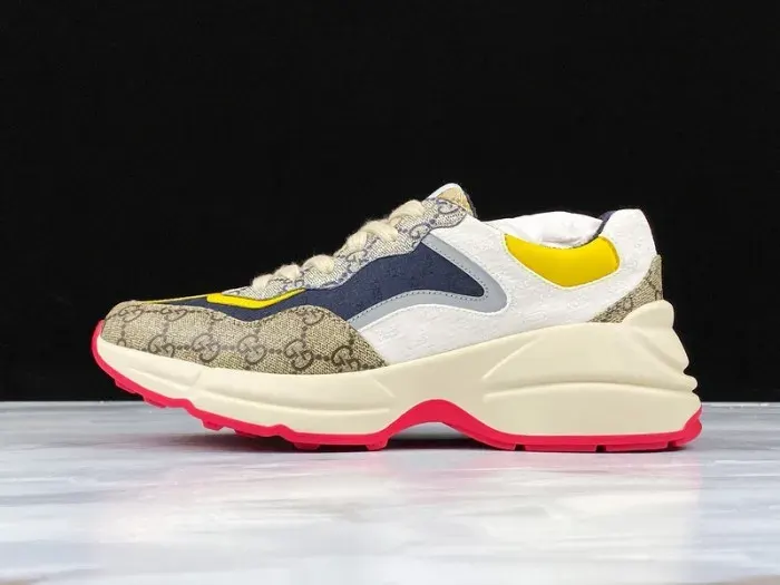 Gui Sneaker