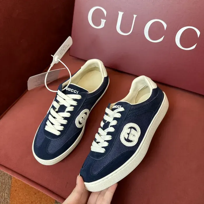 Gui Sneaker