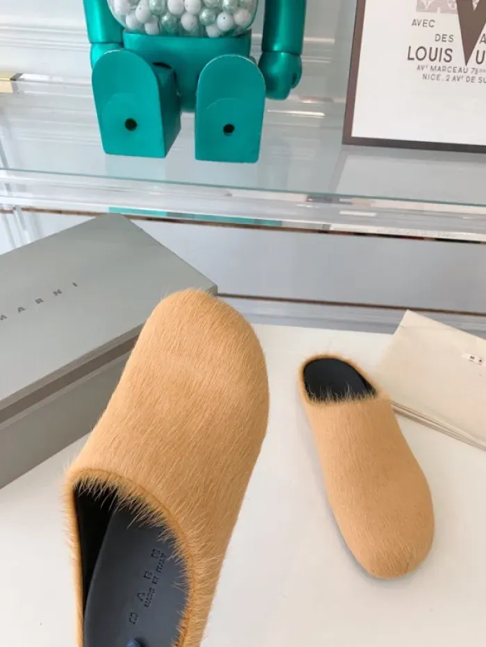 Marni Sandal, alternate view