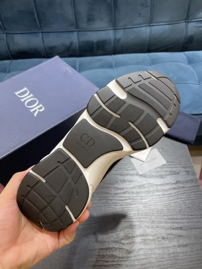 Dior Sneaker, alternate view