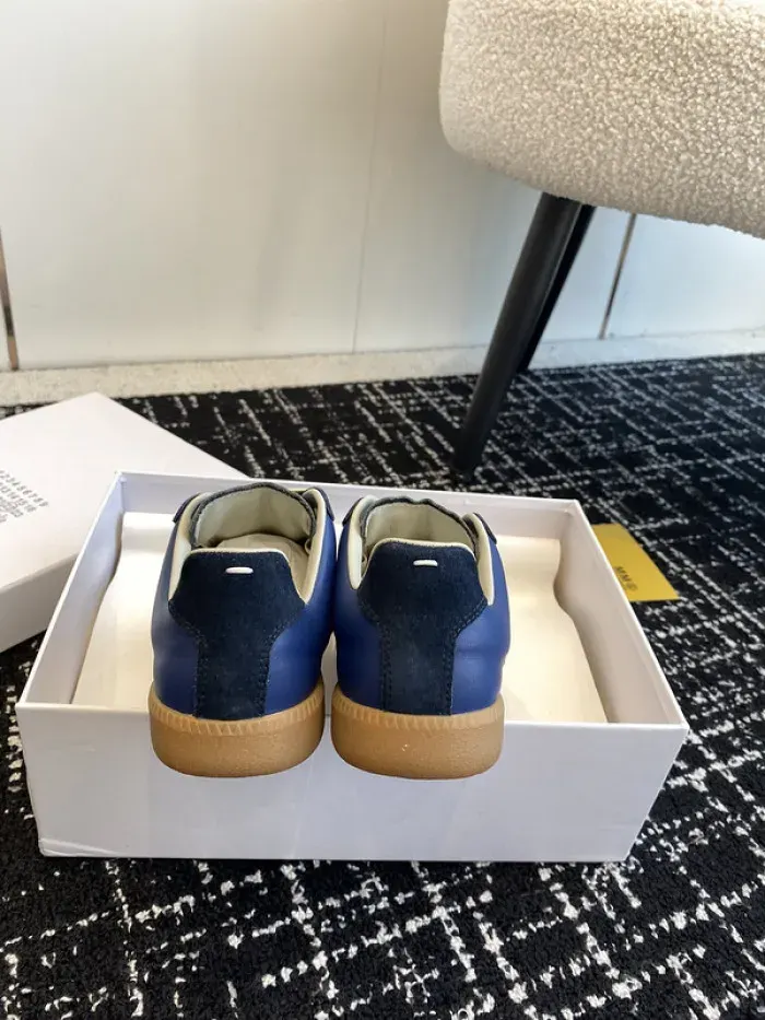 Maison Margiela Sneaker, alternate view