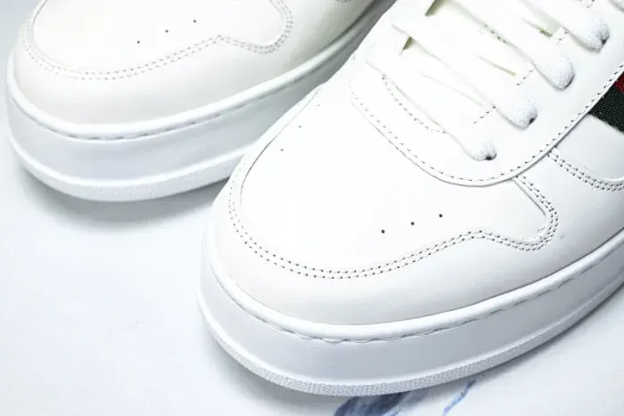 Gui Sneaker, alternate view