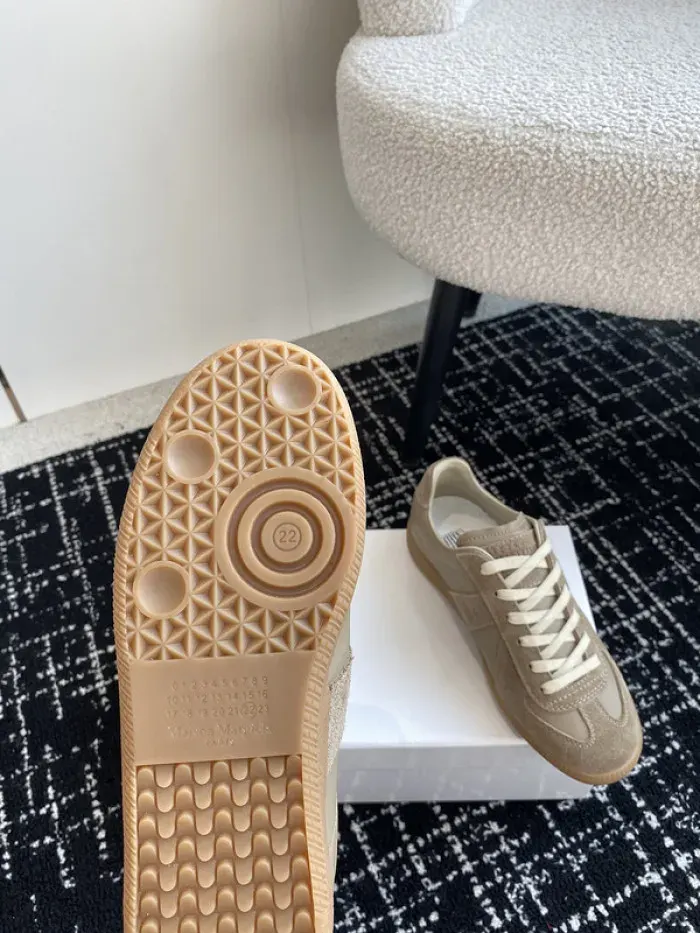 Maison Margiela Sneaker, alternate view