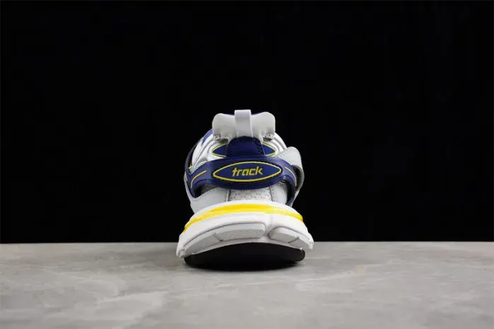 Balenciaga Sneaker, alternate view