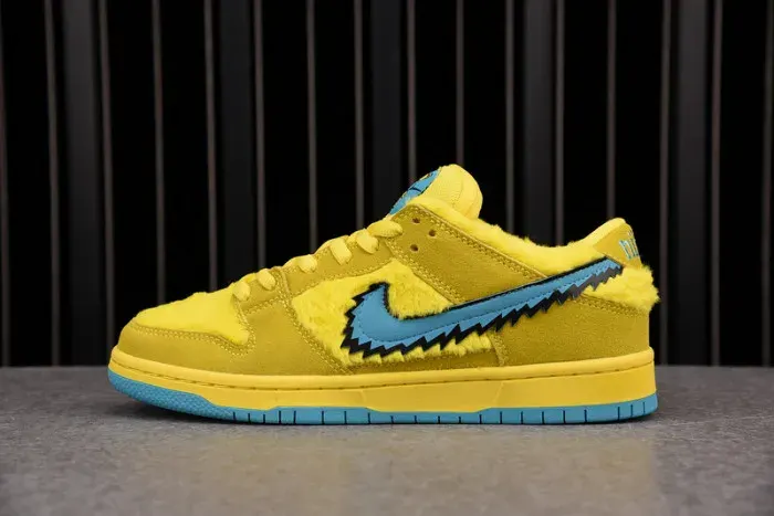 Grateful Dead X Dunk Low Sb 'Yellow Bear' - Nike - Cj5378-700