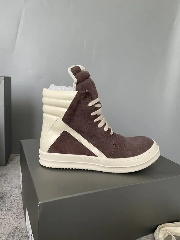 Rick Owens, alternate view