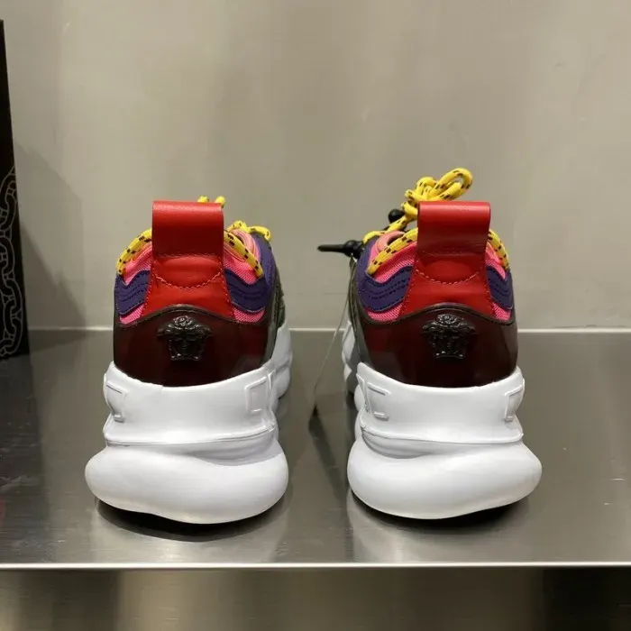 Vse Sneaker, alternate view