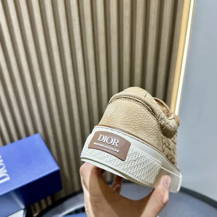 Dior Sneaker, alternate view