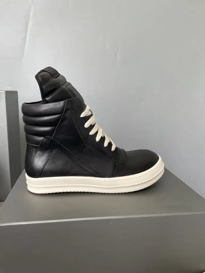 Rick Owens, alternate view
